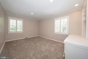 327 Strathmore Dr, Bryn Mawr, PA 19010 - Photo 27