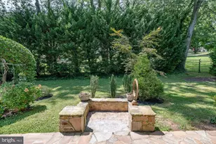 327 Strathmore Dr, Bryn Mawr, PA 19010 - Photo 49