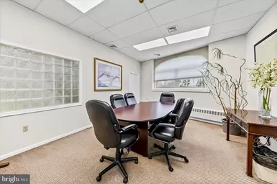 101 E Darby Road, Havertown, PA 19083 - Photo 9