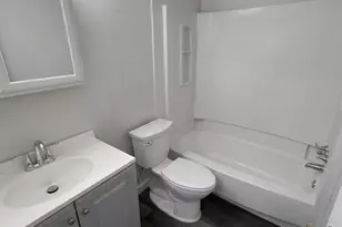 100 E Glenolden Ave, Glenolden, PA 19036 - Photo 11