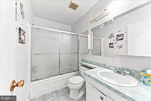 5200 Hilltop Dr, Brookhaven, PA 19015 - Photo 11