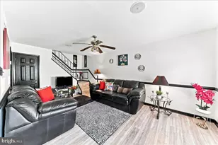 5200 Hilltop Dr, Brookhaven, PA 19015 - Photo 3