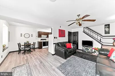 5200 Hilltop Drive #J11, Brookhaven, PA 19015 - Photo 5