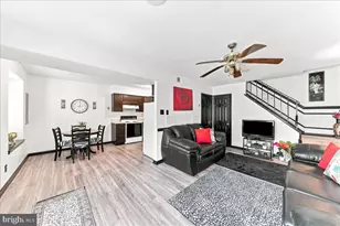 5200 Hilltop Dr, Brookhaven, PA 19015 - Photo 5