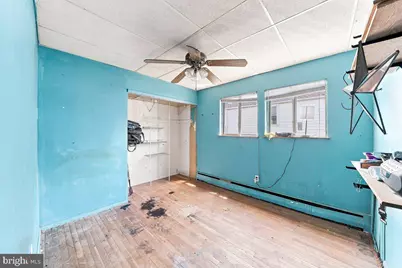 426 Folsom Avenue, Folsom, PA 19033 - Photo 15
