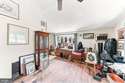 426 Folsom Avenue, Folsom, PA 19033 - Photo 7
