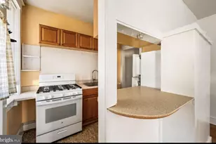 139 E Plumstead Ave, Lansdowne, PA 19050 - Photo 3