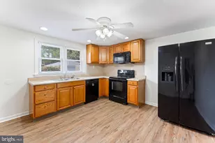 2910 Naamans Creek Rd, Boothwyn, PA 19061 - Photo 1