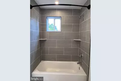 21 W Langhorne Avenue, Havertown, PA 19083 - Photo 25