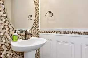 1004 N Glen Dr, Glen Mills, PA 19342 - Photo 13