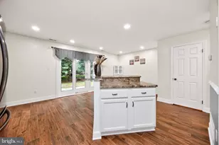 1004 N Glen Dr, Glen Mills, PA 19342 - Photo 5