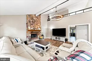 2 Paxon Cir, Broomall, PA 19008 - Photo 5