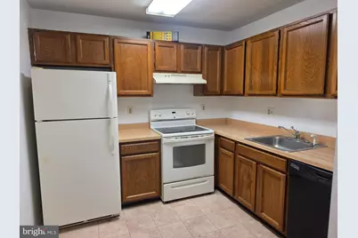 44 S Lansdowne Avenue, Lansdowne, PA 19050 - Photo 5