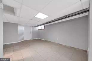 552 Larchwood Ave, Upper Darby, PA 19082 - Photo 9