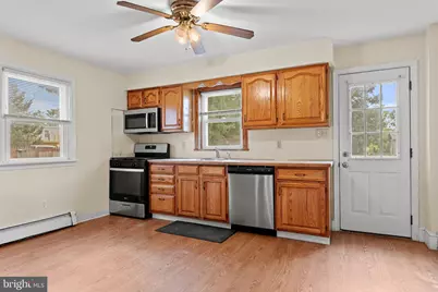 718 E Railroad Avenue, Haverford, PA 19041 - Photo 5