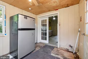 1 Spruce St, Marcus Hook, PA 19061 - Photo 11