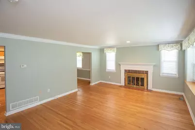 102 N Drexel Avenue, Havertown, PA 19083 - Photo 5