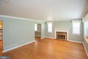 102 N Drexel Ave, Havertown, PA 19083 - Photo 5