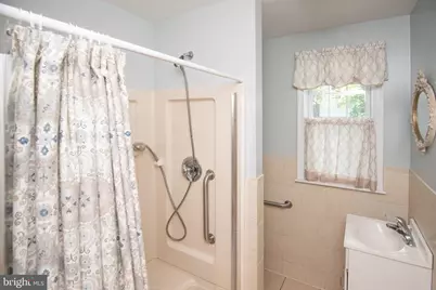 102 N Drexel Avenue, Havertown, PA 19083 - Photo 13