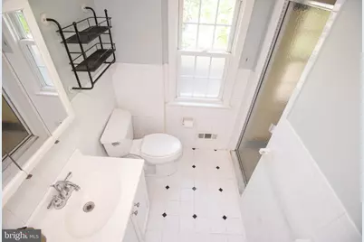 102 N Drexel Avenue, Havertown, PA 19083 - Photo 21