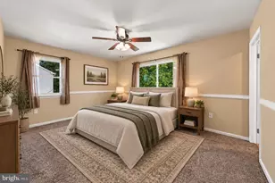 2309 Ferncroft Cir, Upper Chichester, PA 19061 - Photo 15