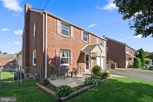 1709 Robinson Ave, Havertown, PA 19083 - Photo 3