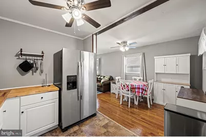 907 Brook Avenue, Secane, PA 19018 - Photo 9