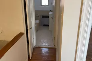 219 Houston St, Chester, PA 19013 - Photo 9
