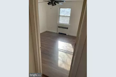 219 Houston Street, Chester, PA 19013 - Photo 9