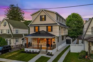 25 Oak Ln, Havertown, PA 19083 - Photo 1