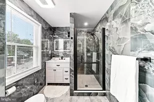 3700 School Ln, Drexel Hill, PA 19026 - Photo 21