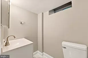 204 E Marshall Rd, Lansdowne, PA 19050 - Photo 13