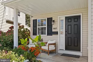 887 Penn St, Bryn Mawr, PA 19010 - Photo 3