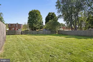 887 Penn St, Bryn Mawr, PA 19010 - Photo 35