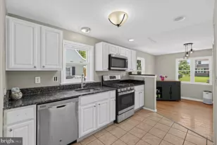 2739 Springhill Rd, Secane, PA 19018 - Photo 11