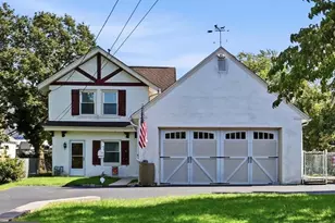 35 E Turnbull Ave, Havertown, PA 19083 - Photo 1