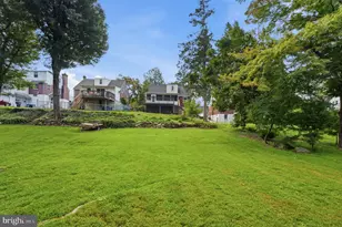 135 Rockwood Dr, Havertown, PA 19083 - Photo 29