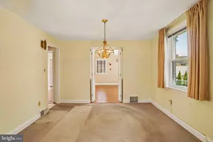 525 Achille Rd, Havertown, PA 19083 - Photo 5