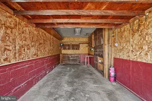 525 Achille Rd, Havertown, PA 19083 - Photo 25