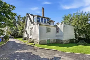 521 10th Ave, Prospect Park, PA 19076 - Photo 3