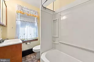 521 10th Ave, Prospect Park, PA 19076 - Photo 13