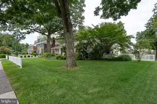 106 N Lowrys Ln, Bryn Mawr, PA 19010 - Photo 5