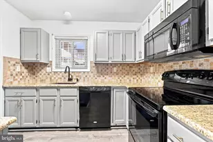 905 Pritchard Pl, Newtown Square, PA 19073 - Photo 3