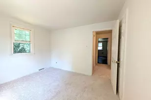 417 Virginia Ln, Aston, PA 19014 - Photo 7