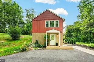 71 Concord Rd, Garnet Valley, PA 19060 - Photo 3