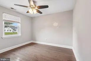 7 Hurford Pl, Aston, PA 19014 - Photo 25