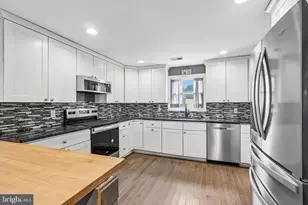 7 Hurford Pl, Aston, PA 19014 - Photo 9