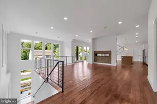810 Maple Ln, Aston, PA 19014 - Photo 11