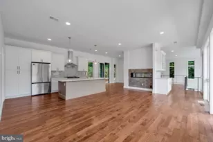810 Maple Ln, Aston, PA 19014 - Photo 23