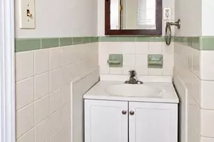 130 Eachus Ave, Bryn Mawr, PA 19010 - Photo 17